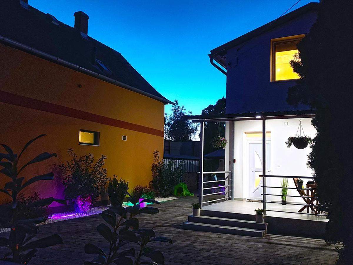 White Stone Apartman Hajduszoboszlo Luaran gambar