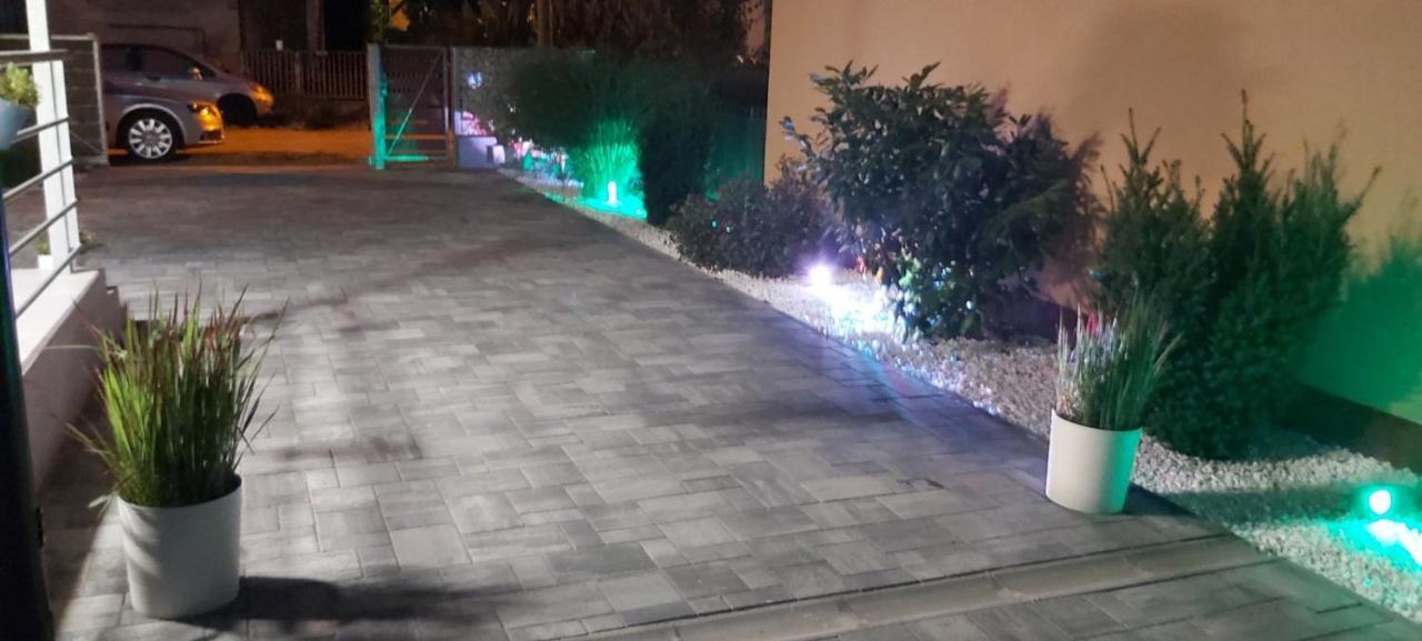 White Stone Apartman Hajduszoboszlo Luaran gambar