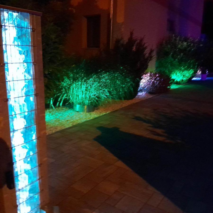 White Stone Apartman Hajduszoboszlo Luaran gambar